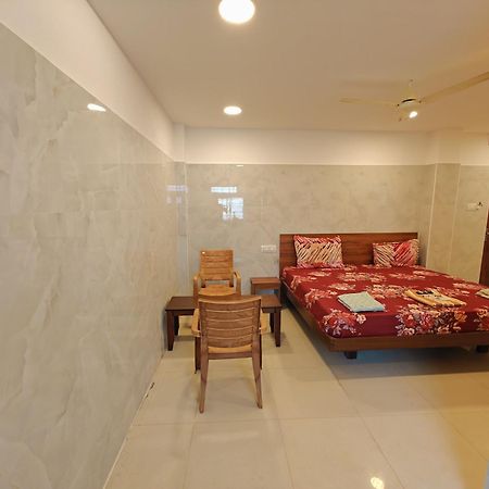 Hotel Sal Inn - Near Airport Ченай Екстериор снимка