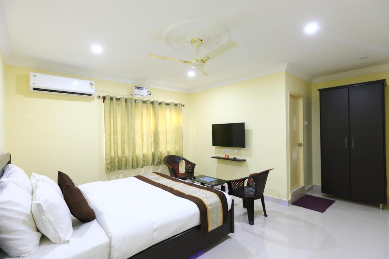 Hotel Sal Inn - Near Airport Ченай Екстериор снимка