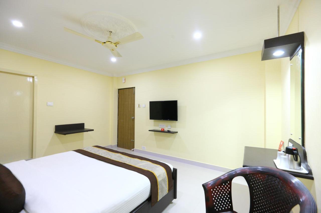 Hotel Sal Inn - Near Airport Ченай Екстериор снимка
